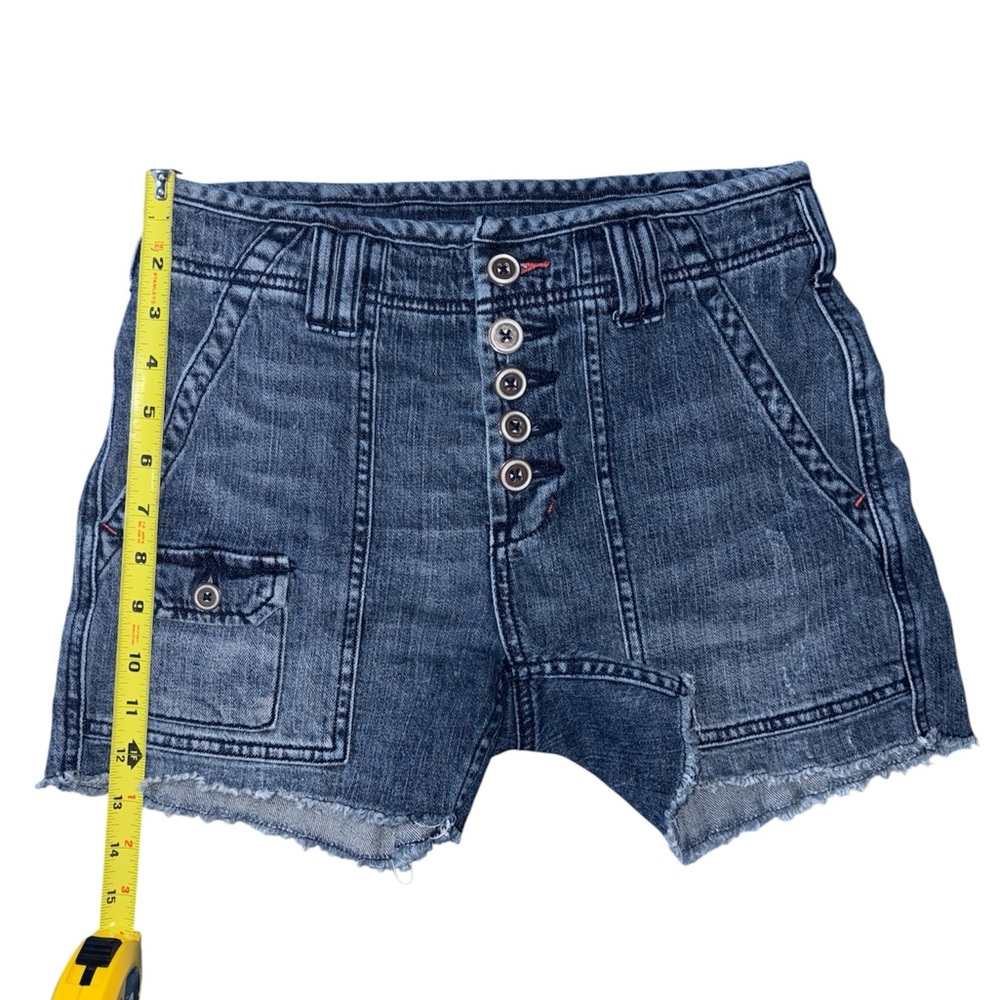 Anthropologie Pilcro The‎ Wanderer Blue Denim Frayed Hem Shorts Women’s Size 26 - Picture 8 of 14